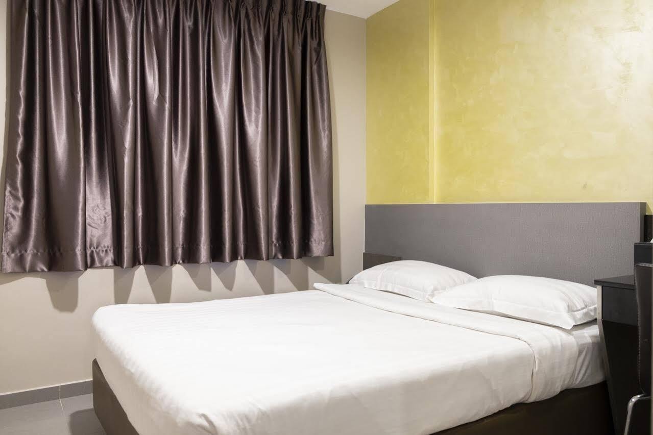 ไอบิส บัดเจ็ต สิงคโปร์ แซฟไฟร์ Hotel ภายนอก รูปภาพ